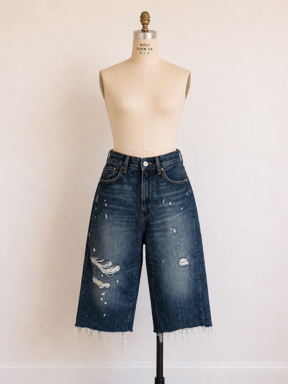 ZARA RIPPED MID-WAIST DENIM JORTS BERMUDA SHORTS (Size 27 - US 4)